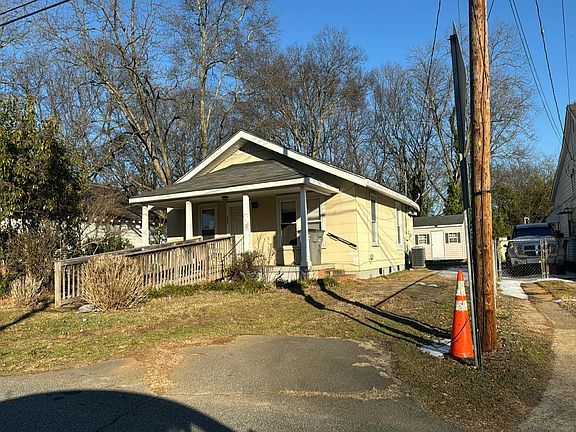 2nd image of 204 Crestone Dr