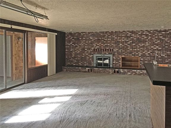 4th image of 1115 Ocean Beach Blvd SW