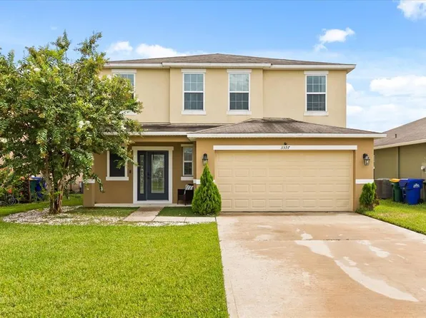 3597 Umbrella Ct, Tavares, FL 32778