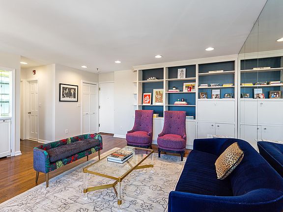 5th image of 15 Lafayette Ct APT 6D