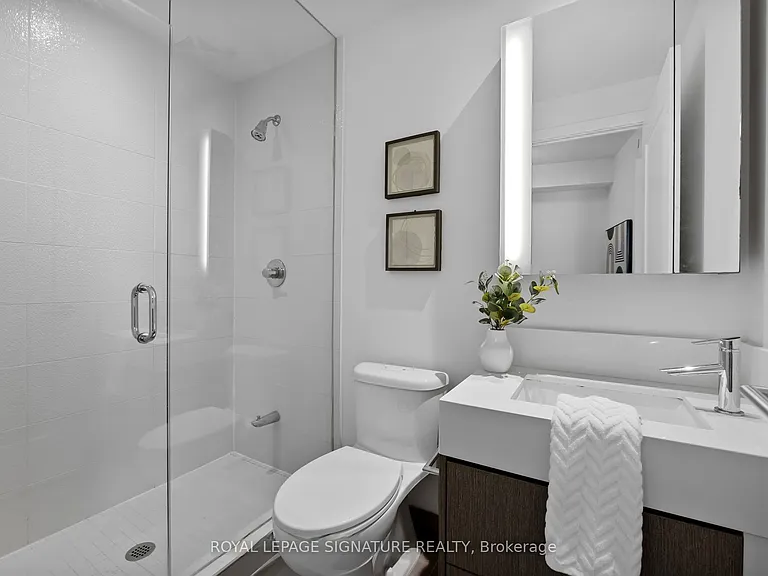 10 York St #3003 — Photo 15