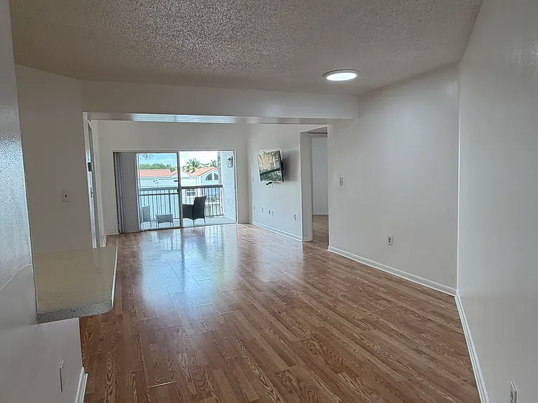 6272 NW 186th St #311 — Photo 11