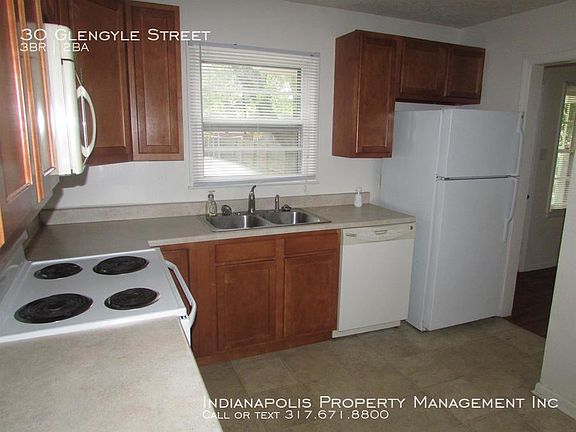 2nd image of 30 Glengyle Ave