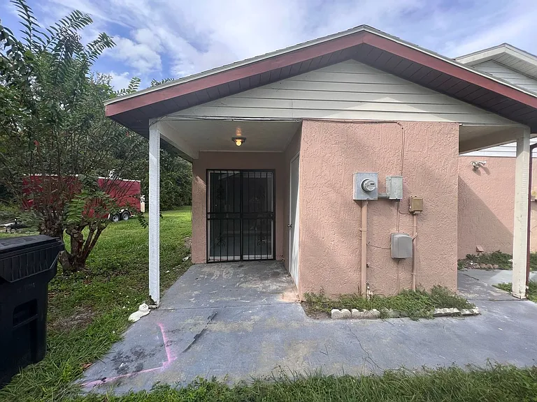 942 Loquat Tree Rd — Photo 15