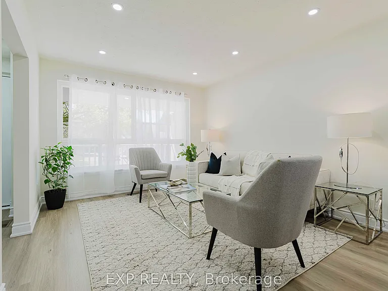 78 Woodfern Dr — Photo 11