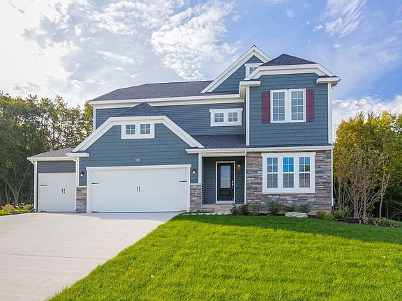 Exterior - Traditions 3100