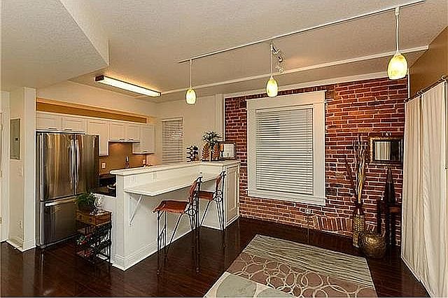 1st image of 1760 Franklin St APT 3
