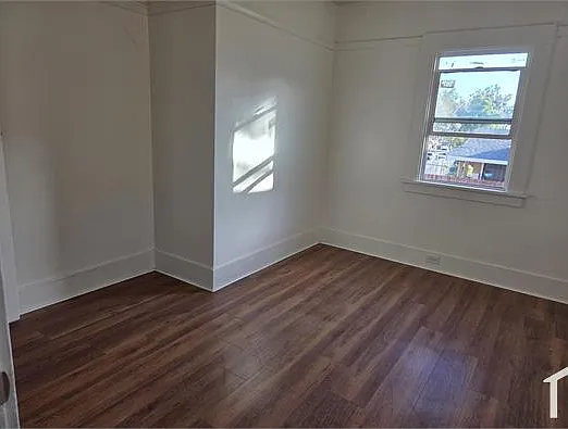 7735 Macarthur Blvd — Photo 13