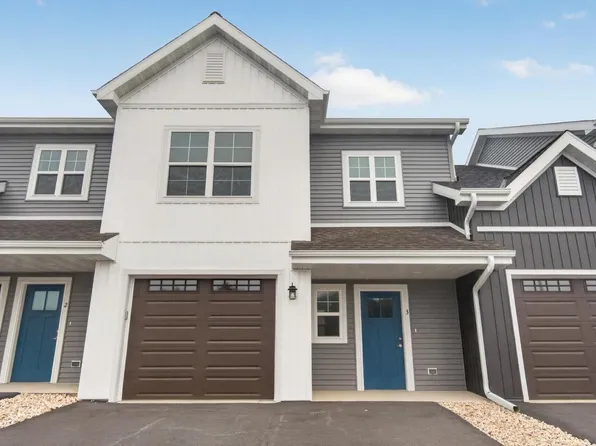 1675 Reigle DRIVE #3, Kewaskum, WI 53040