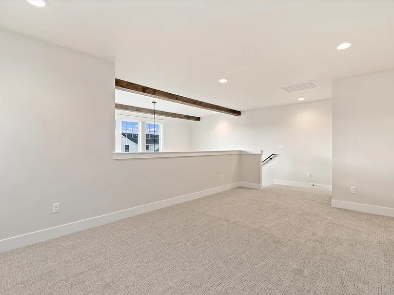 1688 E Cutgrass Ln — Photo 34