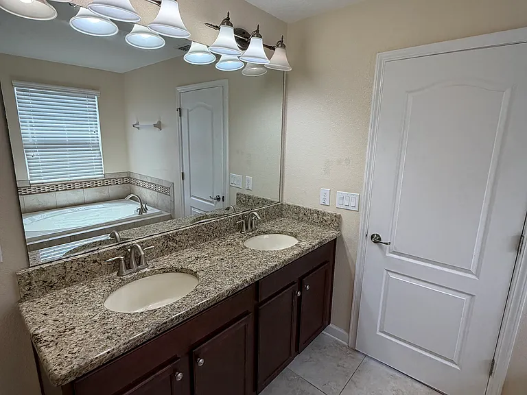 15171 Bridgewater Crossings Blvd — Photo 15