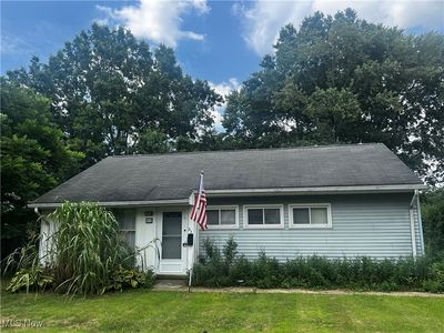 831 Monroe Ave, Cuyahoga Falls, OH, 44221