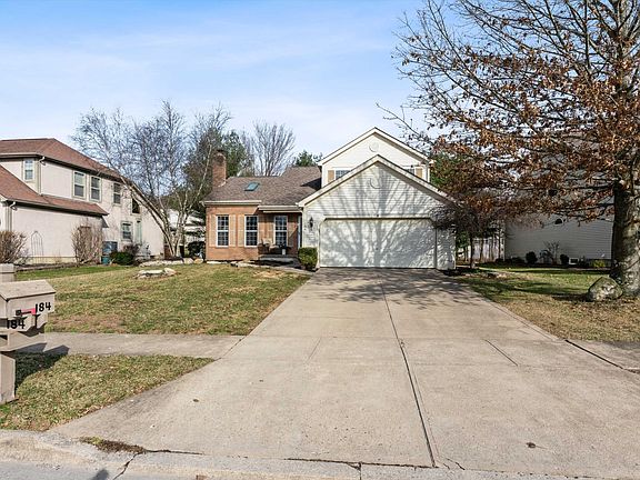 3rd image of 184 Royal Farm E