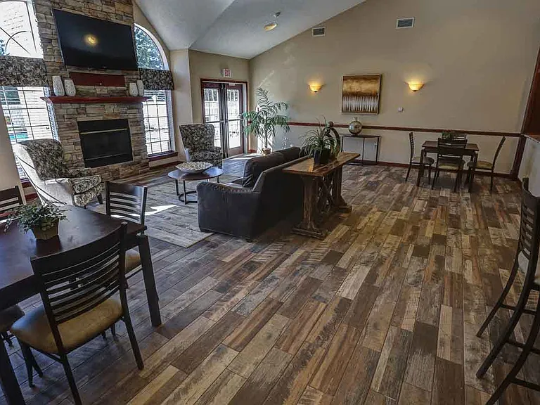 Windsong Place Apartments — Photo 155