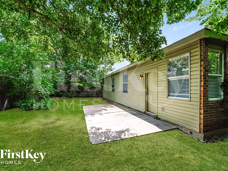 2325 Sumac Ct — Photo 15