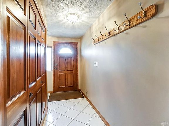 4th image of 5163 Dobbs Dr