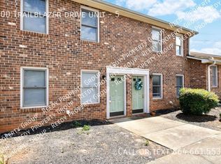 400 Trailblazer Dr APT 5, Travelers Rest, SC 29690