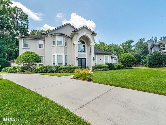 3rd image of 11368 SHADY BROOK Lane