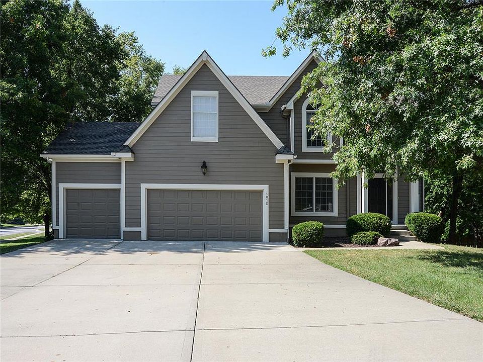1st image of 1015 Pebble Beach Dr