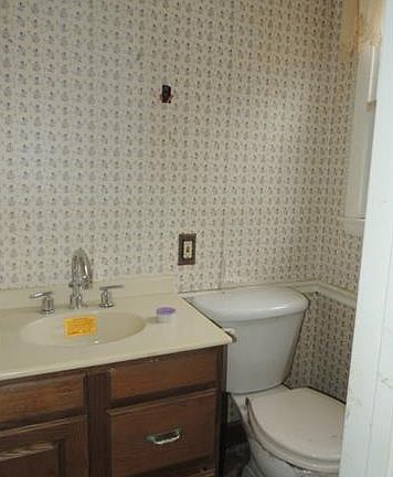 5th image of 4146 Sugarbush Dr