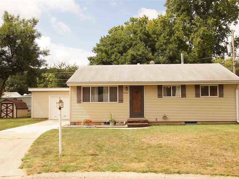 2nd image of 5703 N Terrace Two Ct
