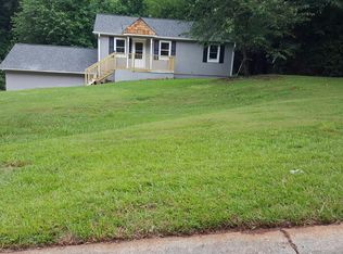 731 Brighton Dr, Lawrenceville, GA 30043