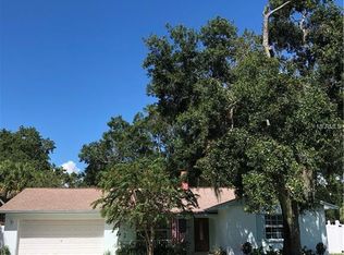 6606 Ambassador Dr, Tampa, FL 33615