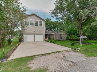 422 Irene Dr, Highlands, TX 77562