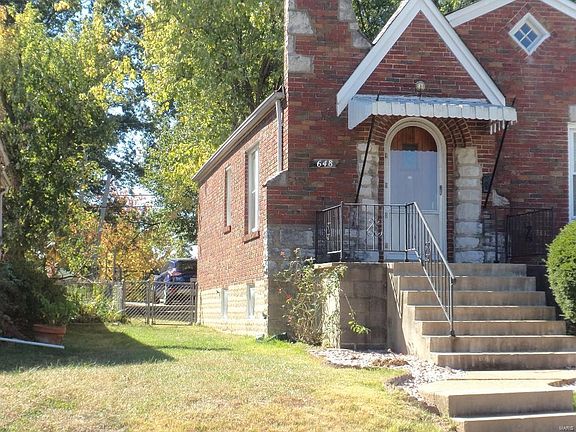 2nd image of 648 Bellsworth Dr