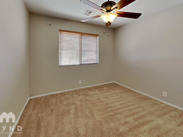 15550 N Frank Lloyd Wright Blvd #1098 — Photo 15