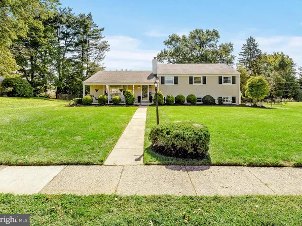 3897 James Rd, Huntingdon Valley, PA 19006