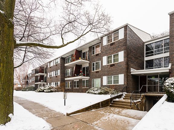 2nd image of 8700 Skokie Blvd Unit 1JS