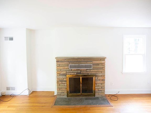fireplace in livingroom 