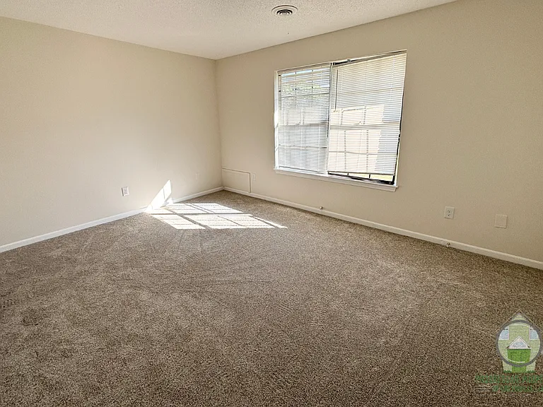 1216 N Main St #B2 — Photo 12