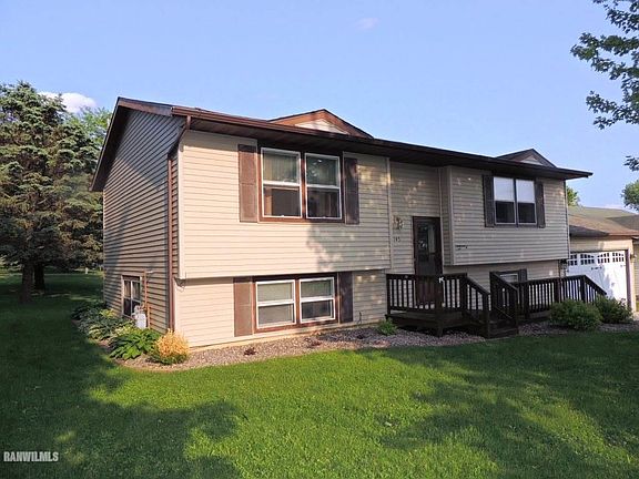3rd image of 145 Tiffany Ln