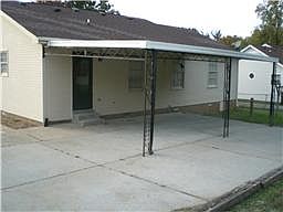 3rd image of 325 Southern Dr