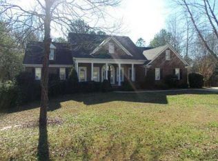 203 Shady Valley Dr, Carrollton, GA 30116