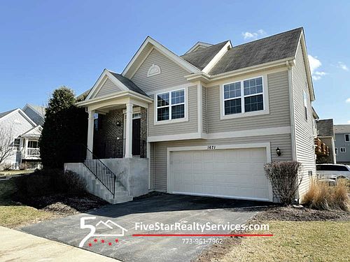 2nd image of 1671 Sandcastle Ln