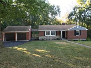 221 Hamilton St, Meriden, CT 06451