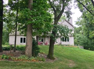 1417 Lakeside Dr, Port Byron, IL 61275