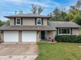 6257 33rd Avenue Dr, Shellsburg, IA 52332