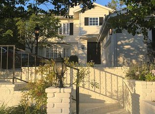 3202 Hutton Dr, Beverly Hills, CA 90210