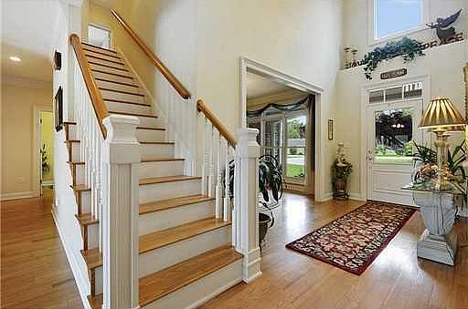 3rd image of 12161 Lake Forest Dr
