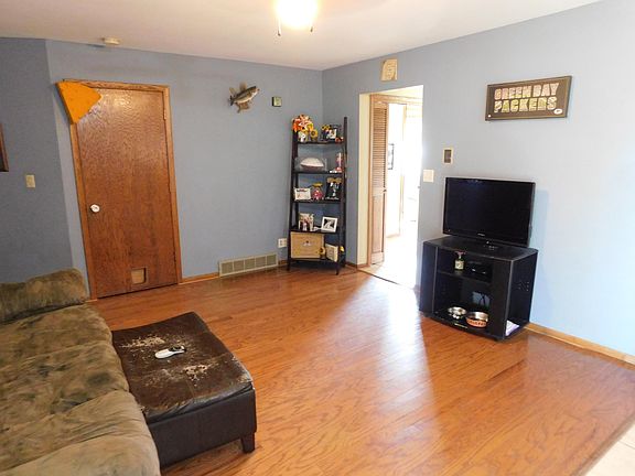 4th image of 1646 Curtis Ln