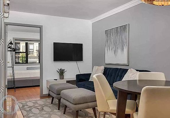 2nd image of 146 W 133rd St