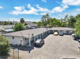 41 Solano Ave