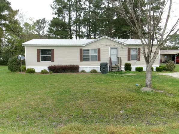 202 Briarcliff Dr, Nashville, GA 31639