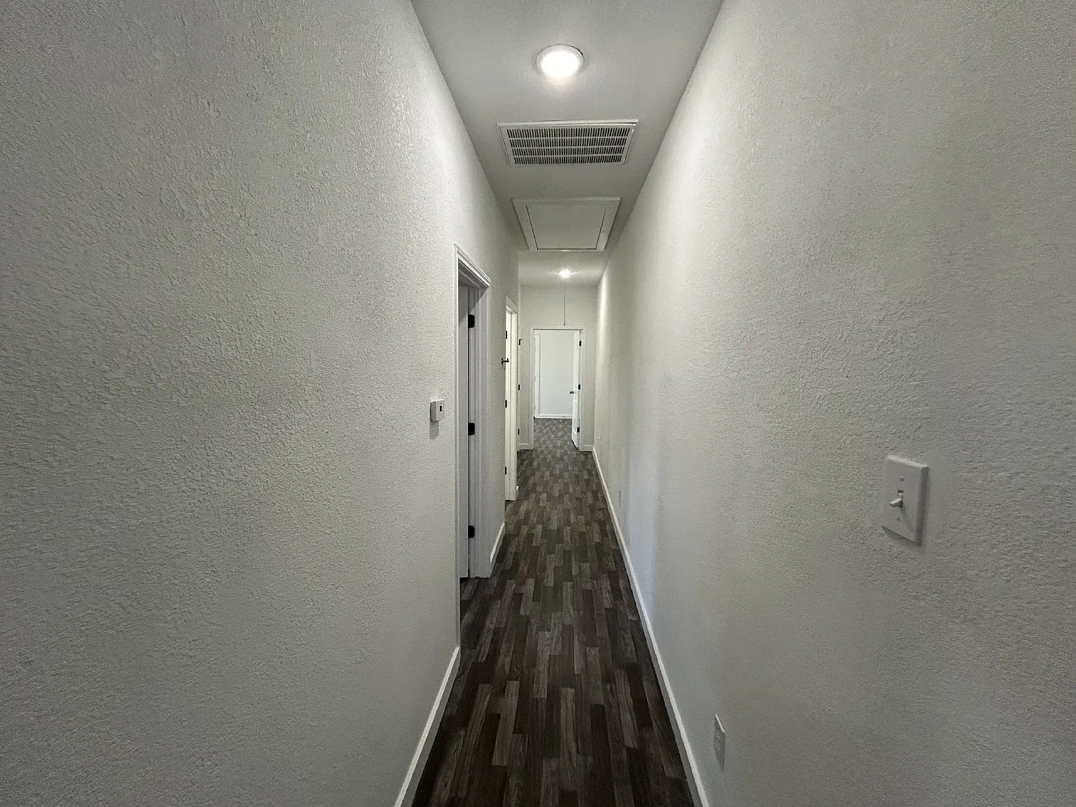 2 bed, 2.0 bath, 1000 sqft, $1,350 — Photo 4