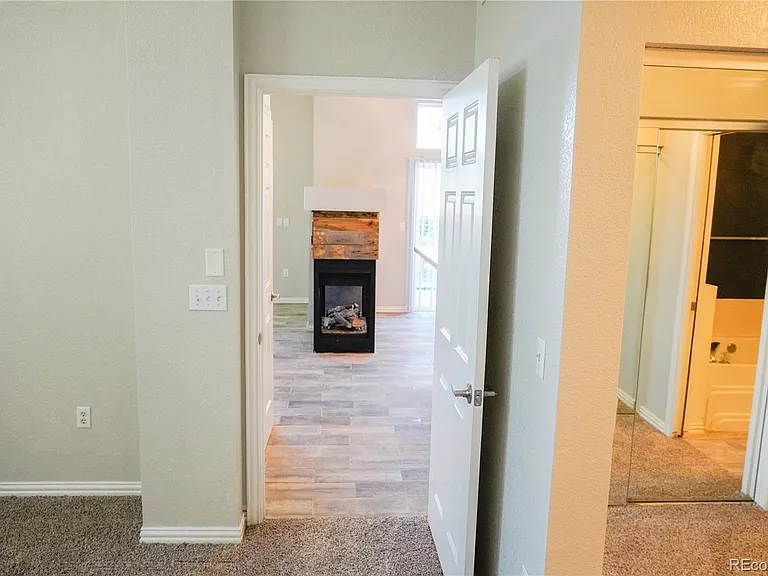 640 S Yarrow St — Photo 15