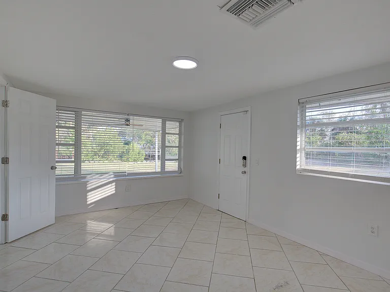 5907 Sheldon Rd — Photo 8